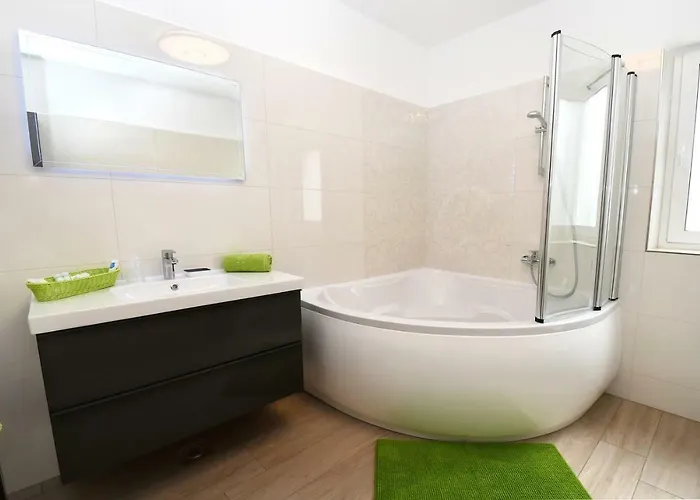 Belvedere * Sveti Lovreč Pazenatički