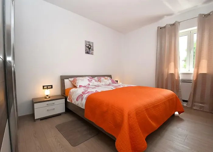 아파트 Belvedere *