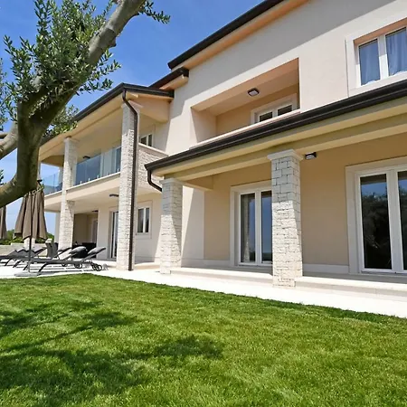 Belvedere Sveti Lovreč Pazenatički