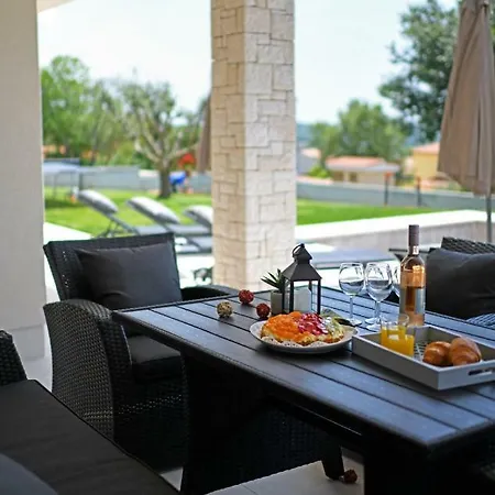 Belvedere Appartement Sveti Lovreč Pazenatički